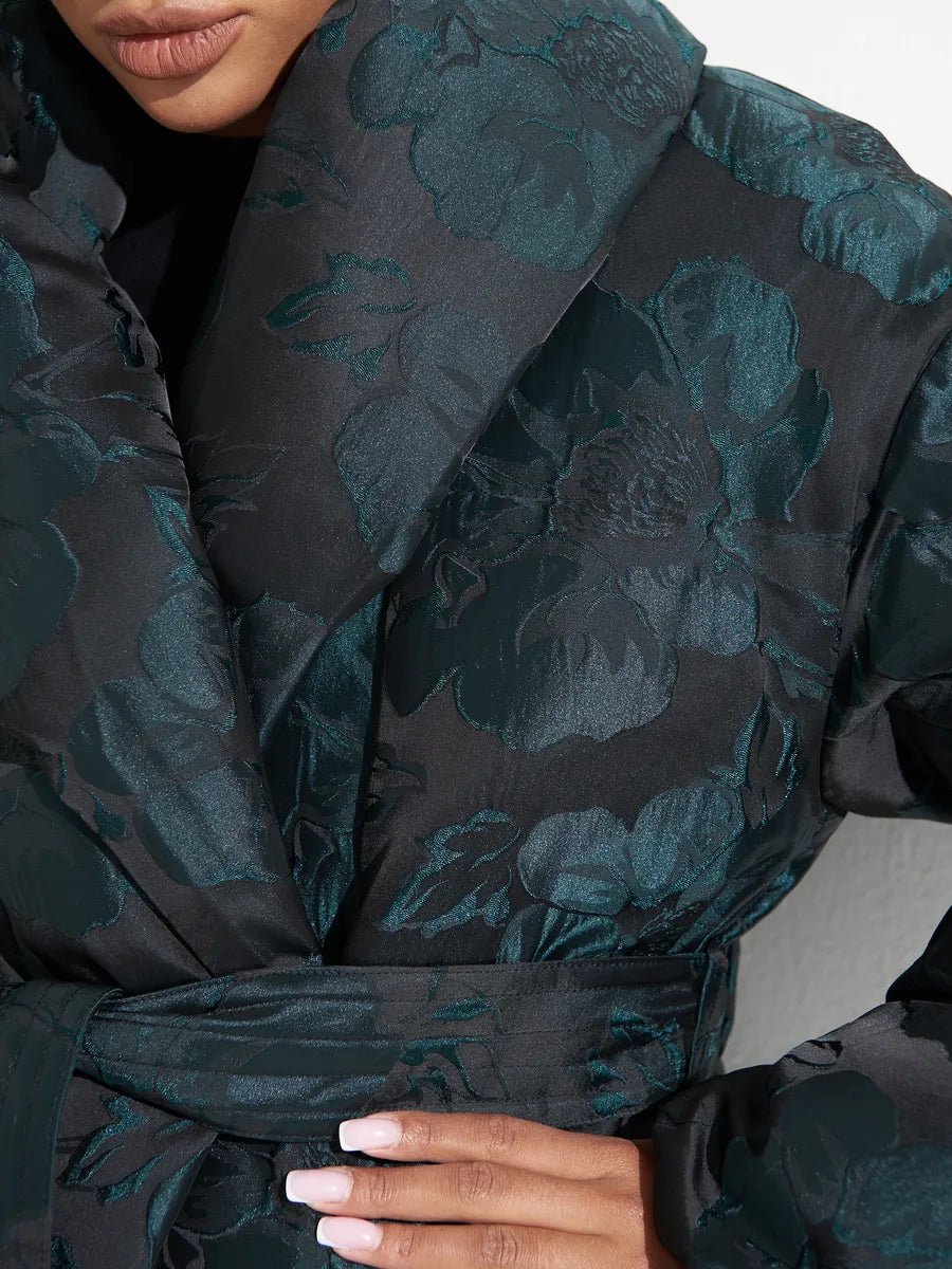 Abrigo de Plumón Jacquard Monocromático en Verde Esmeralda Vintage