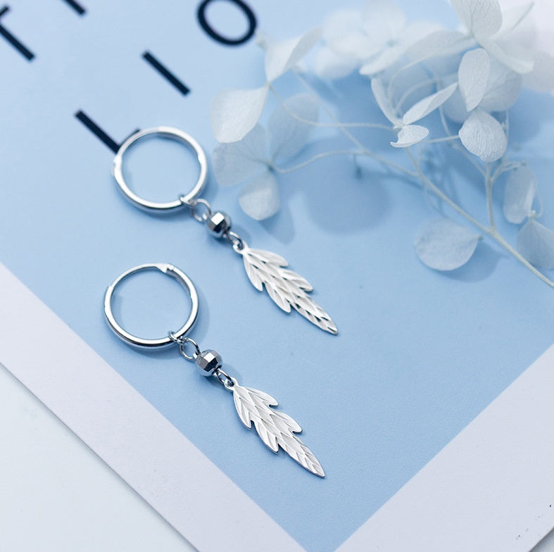 S925 White Fungus Buckle Women