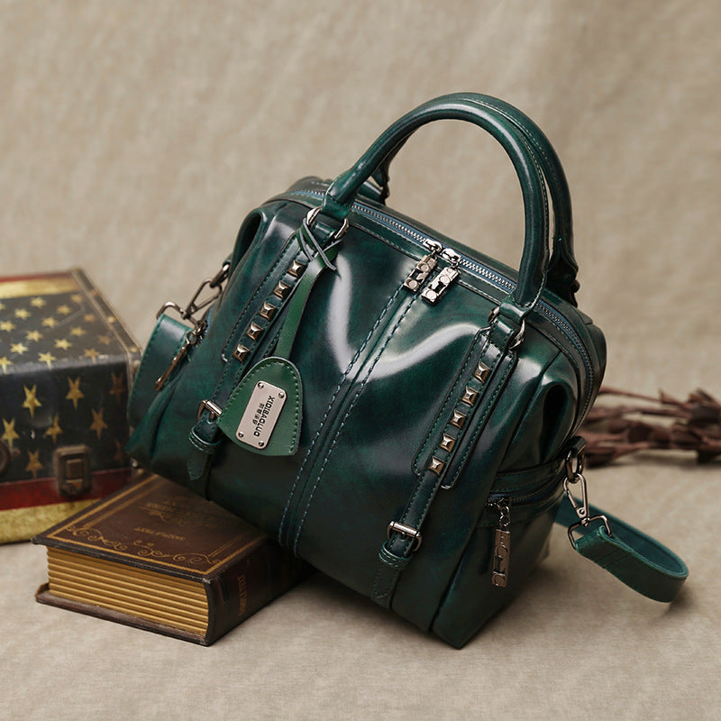 Women's Oil Wax Retro Travel Bag
