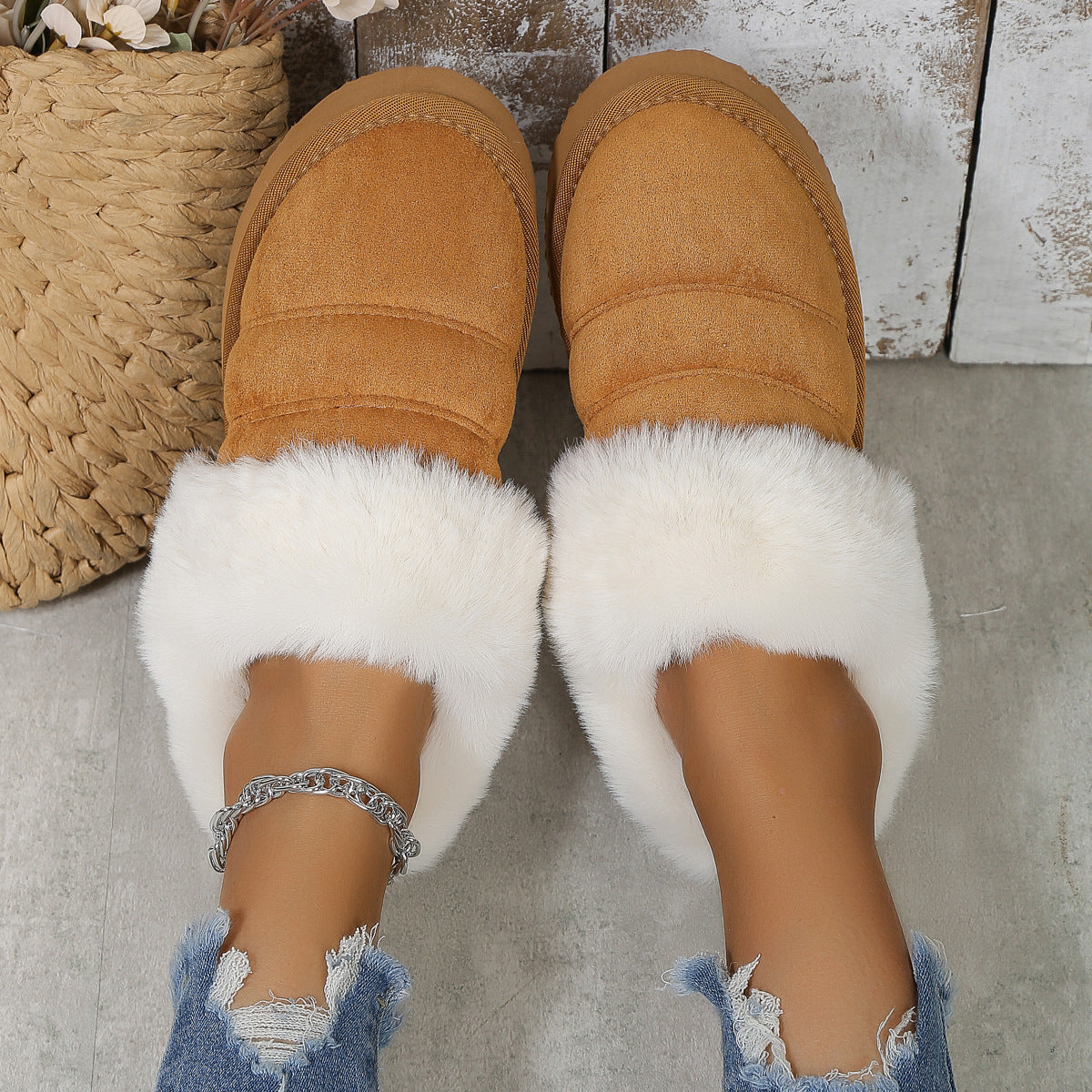 Women's Plush Lined Slippers