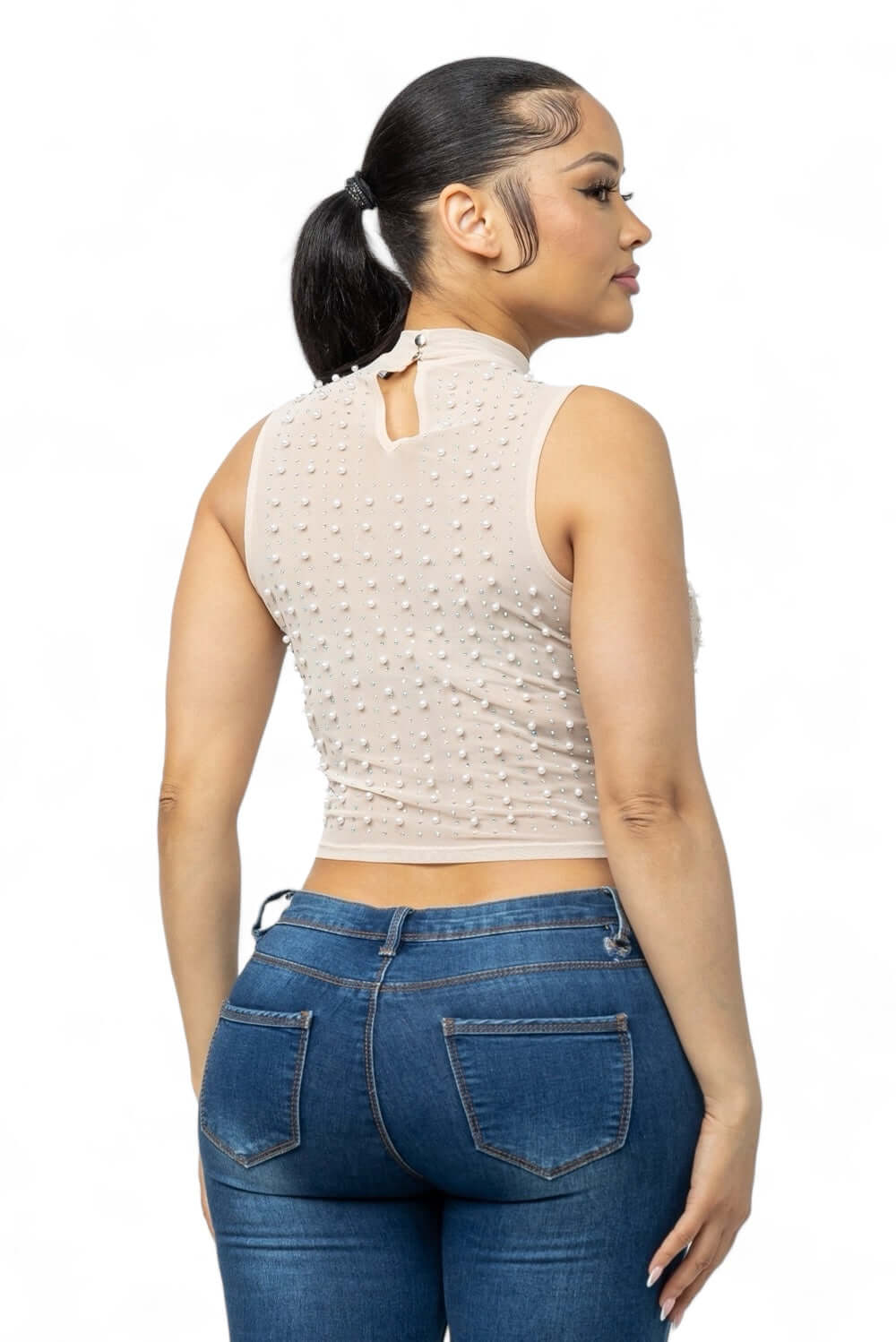 Top de Malla Transparente con Perlas y Tachuelas