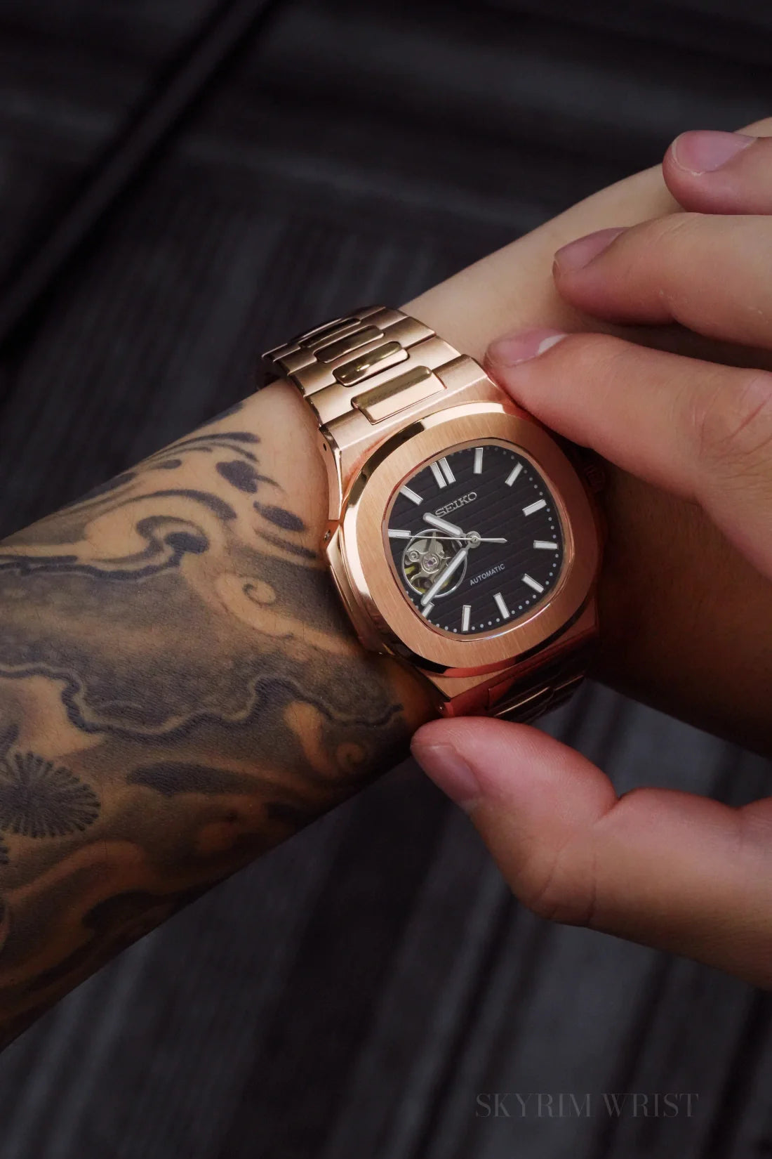 Mod Nautilus Rose Gold Skeleton Black