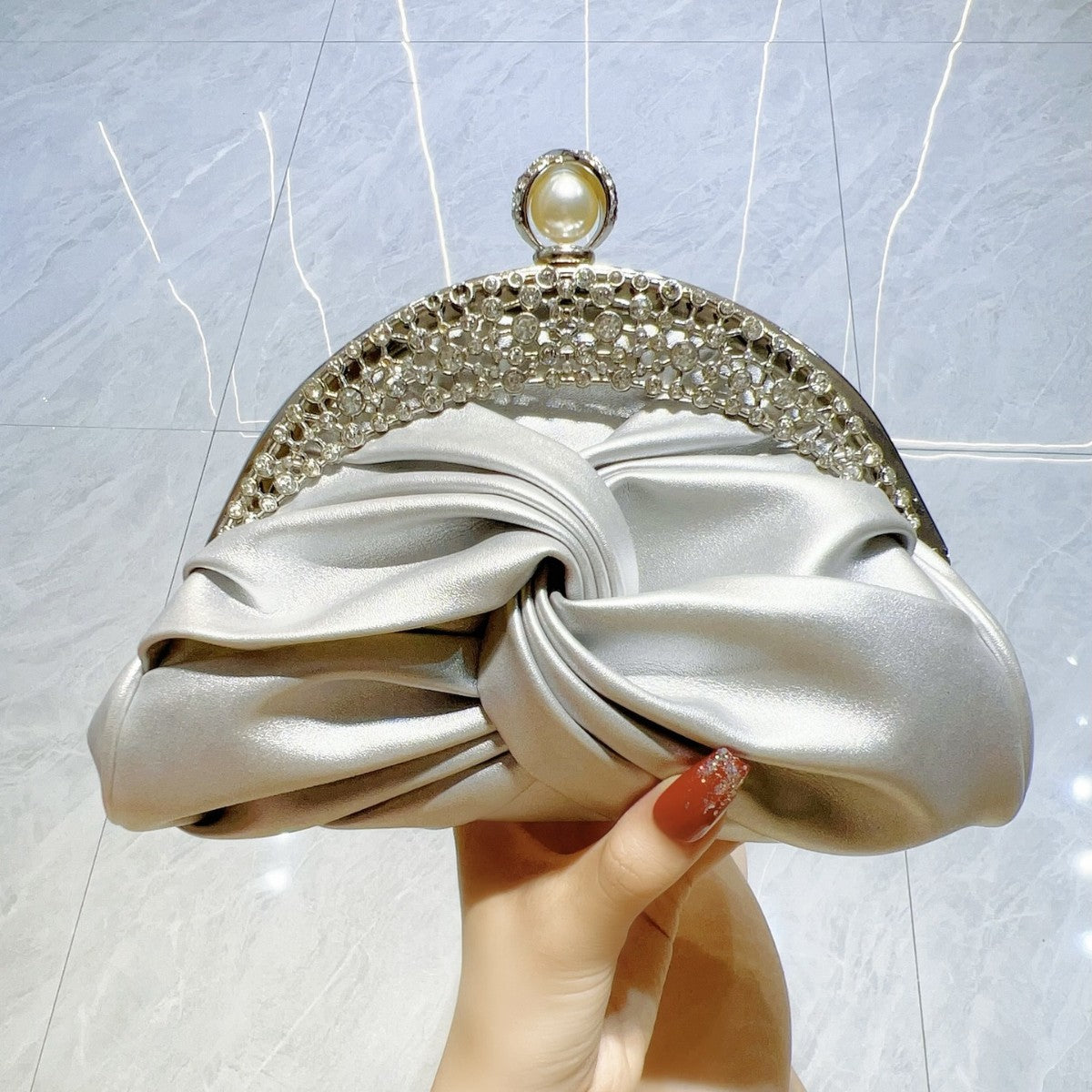 Diamond-embedded Socialite Clutch Mini Travel Bag