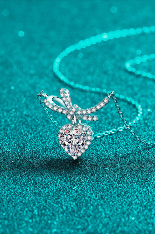 Collar con Colgante de Corazón de Moissanita de 1 Quilate