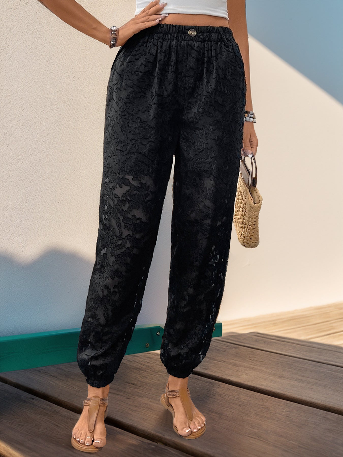 Pantalones Perfee con bolsillos, encaje y cintura elástica