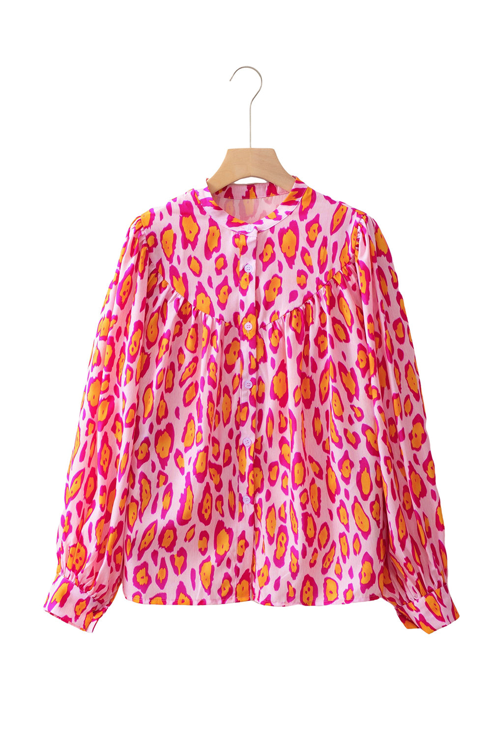 Camisa casual de manga globo con estampado de leopardo de gran tamaño en color beige francés claro