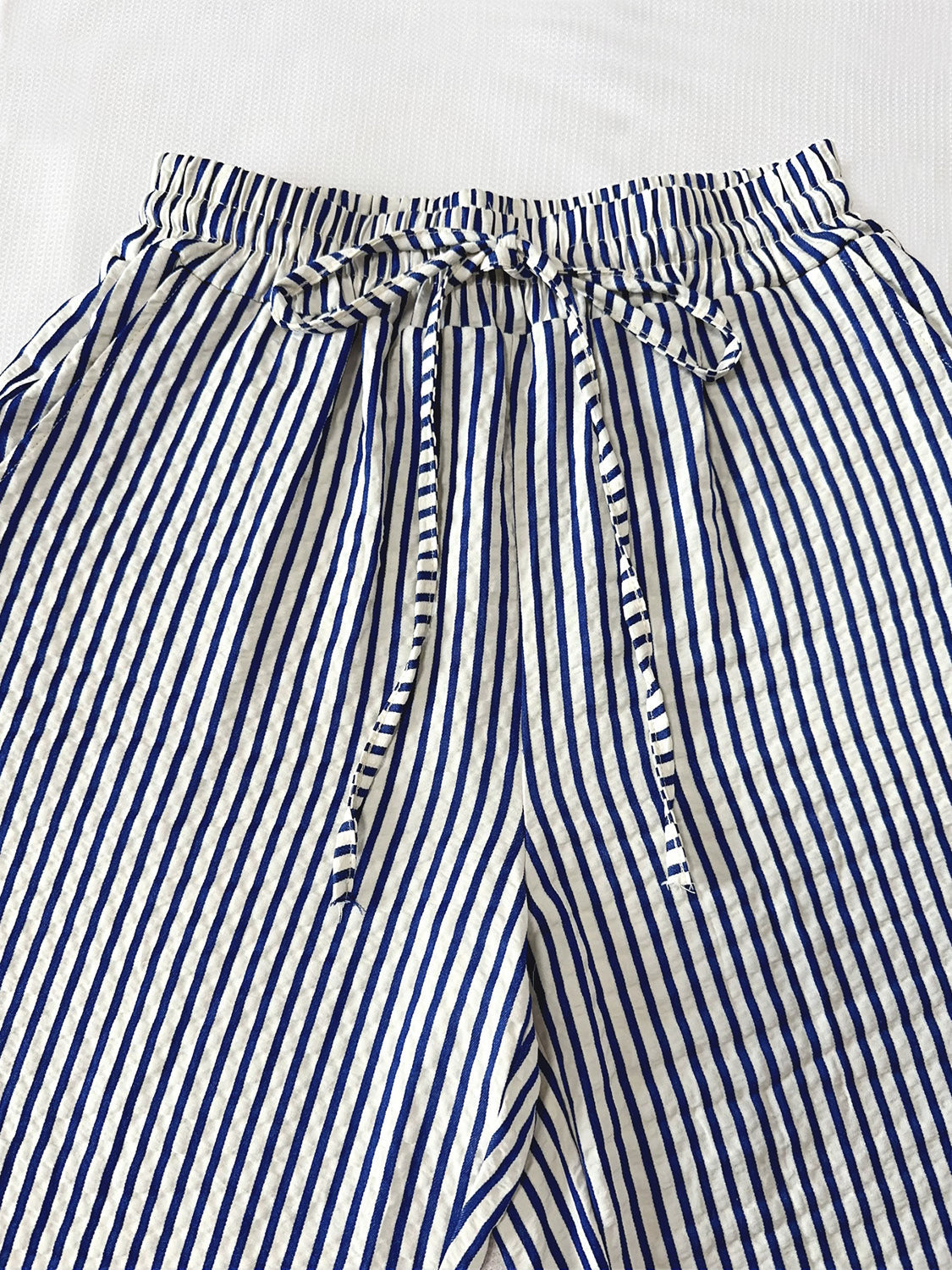 Pantalones con cordón a rayas y cintura elástica