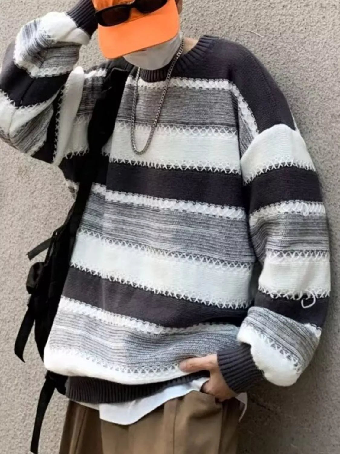 Men's Striped Pattern Relaxed Fit Sweater