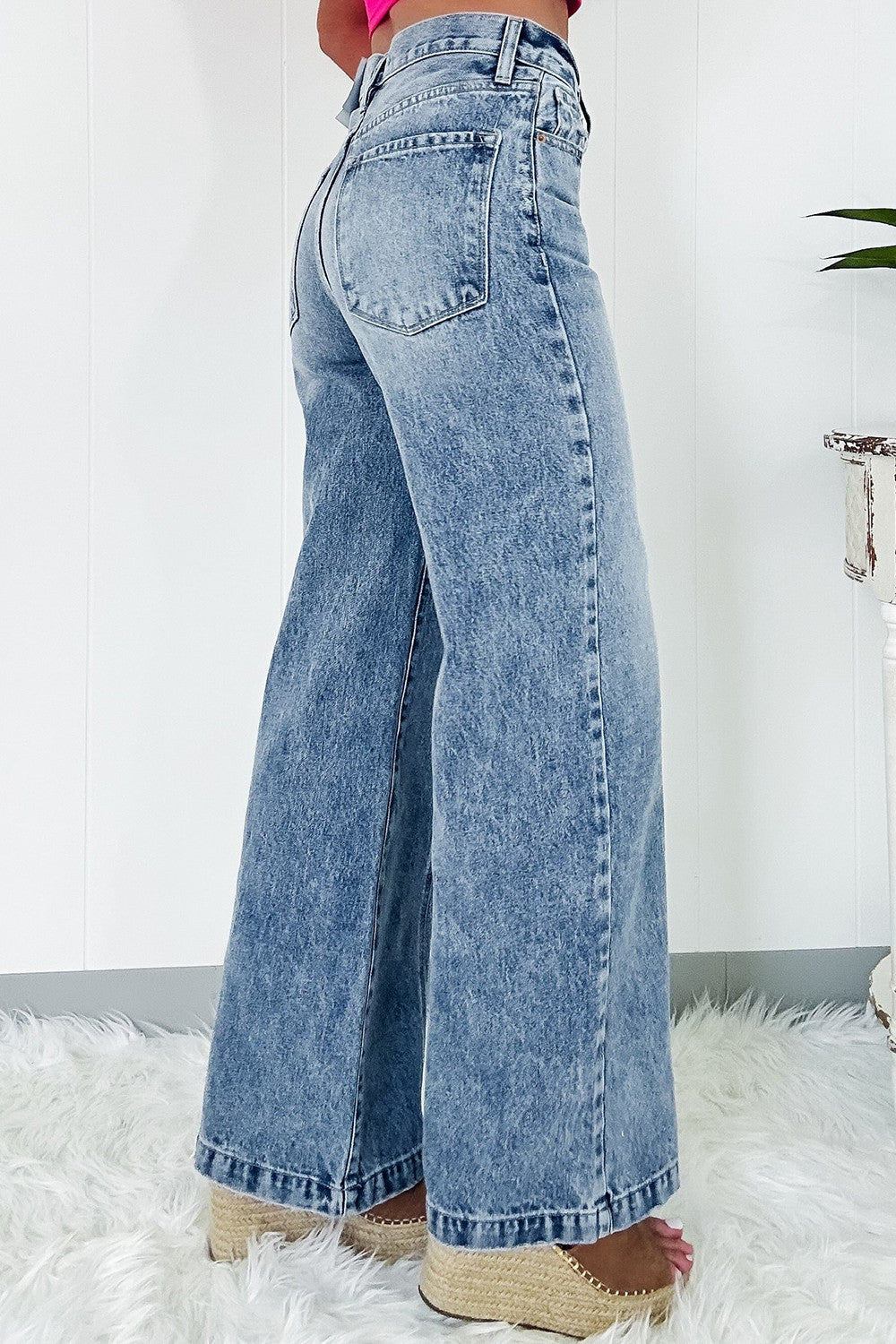 Jeans de pernera ancha y tiro alto