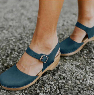 Women's Flat Head Box Buckle Beach