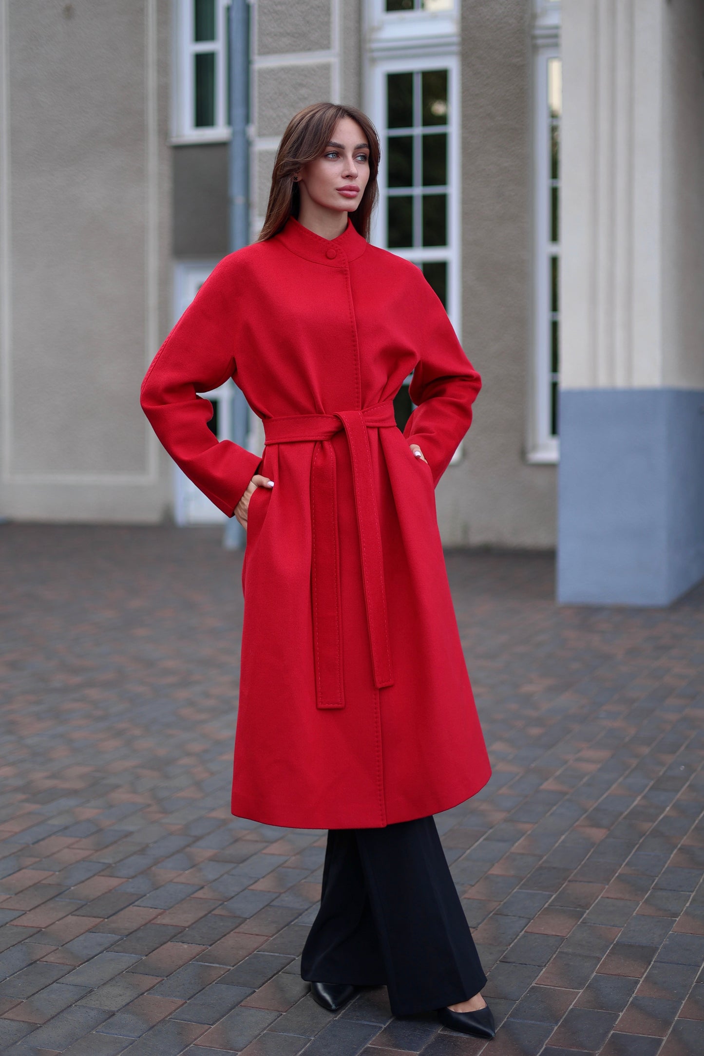 Abrigo de mezcla de lana con cuello mao en rojo otoño