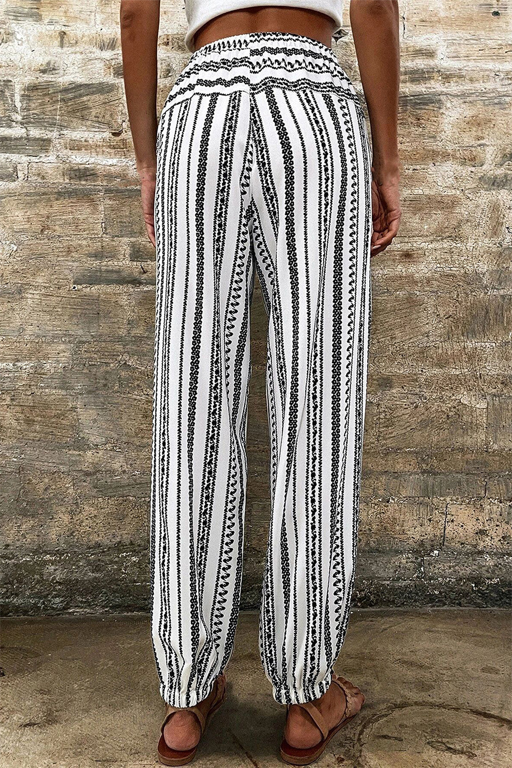 Pantalones estampados con cintura elástica
