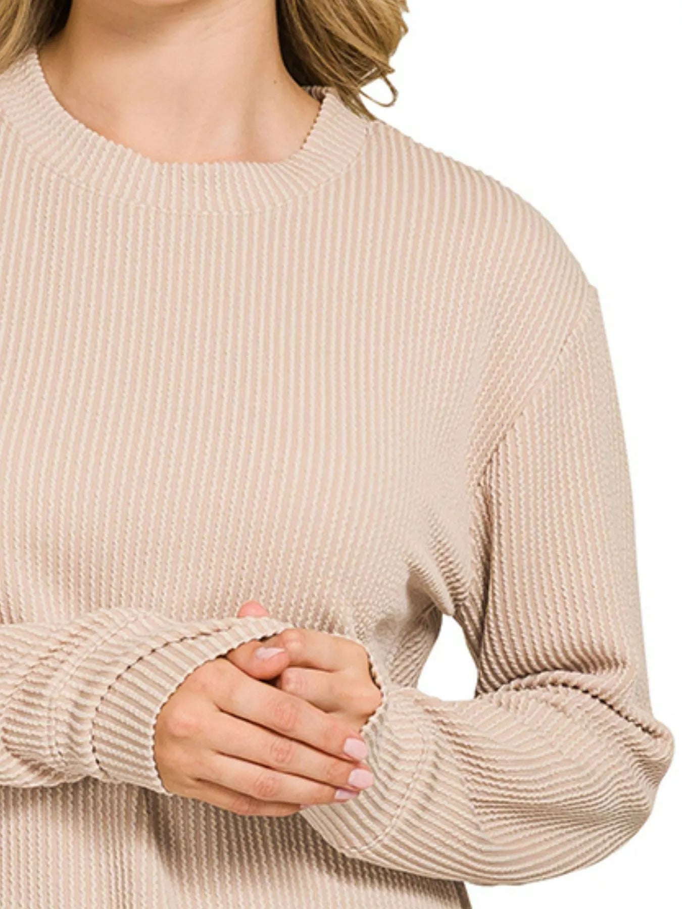Zenana Top de manga larga con cuello redondo y canalé elevado de talla grande