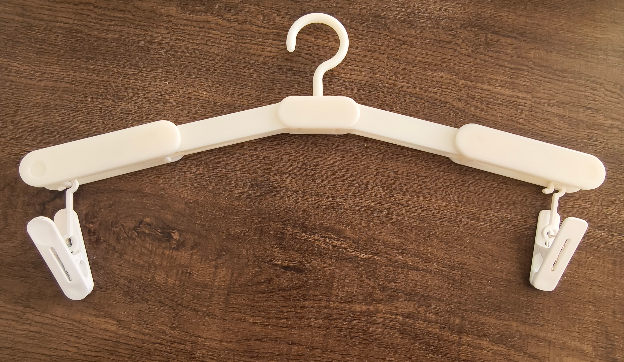 Travel folding hanger-without clips-fish belly white-ABS+PP-1 piece