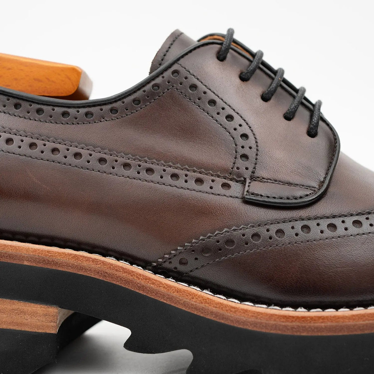 Brown Wingtip Cow Leather Derby Shoes