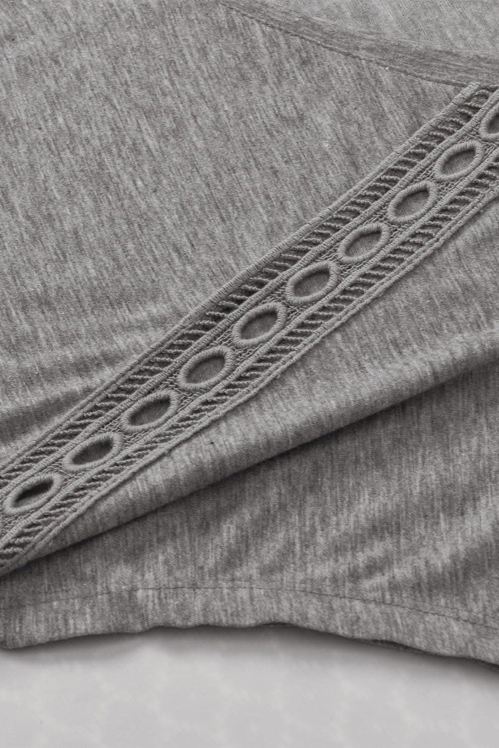 T-Shirts Trendsi Chic heathered v-neck tee
