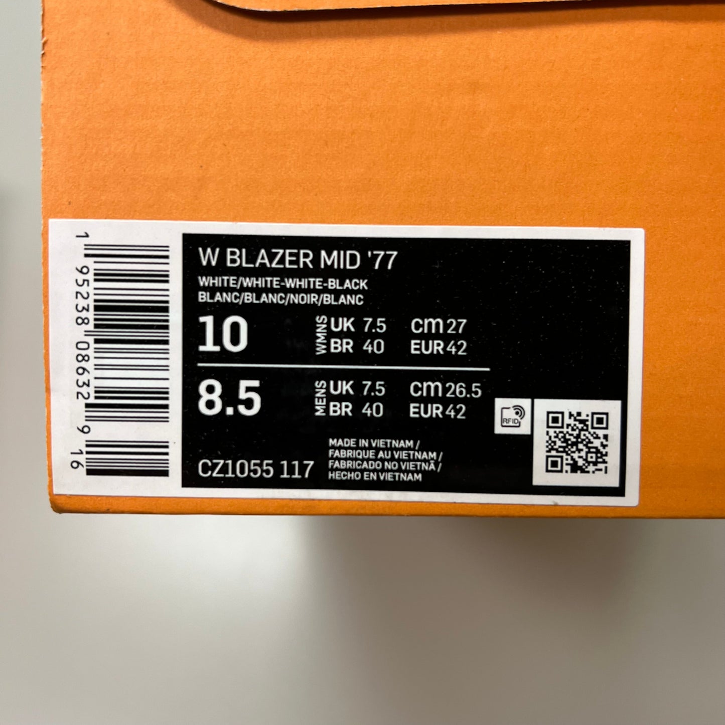 NIKE Blazer Mid 77' Zapatillas de corte alto Talla de mujer 10 Hombre 8.5 Blanco y Melocotón CZ1055-117
