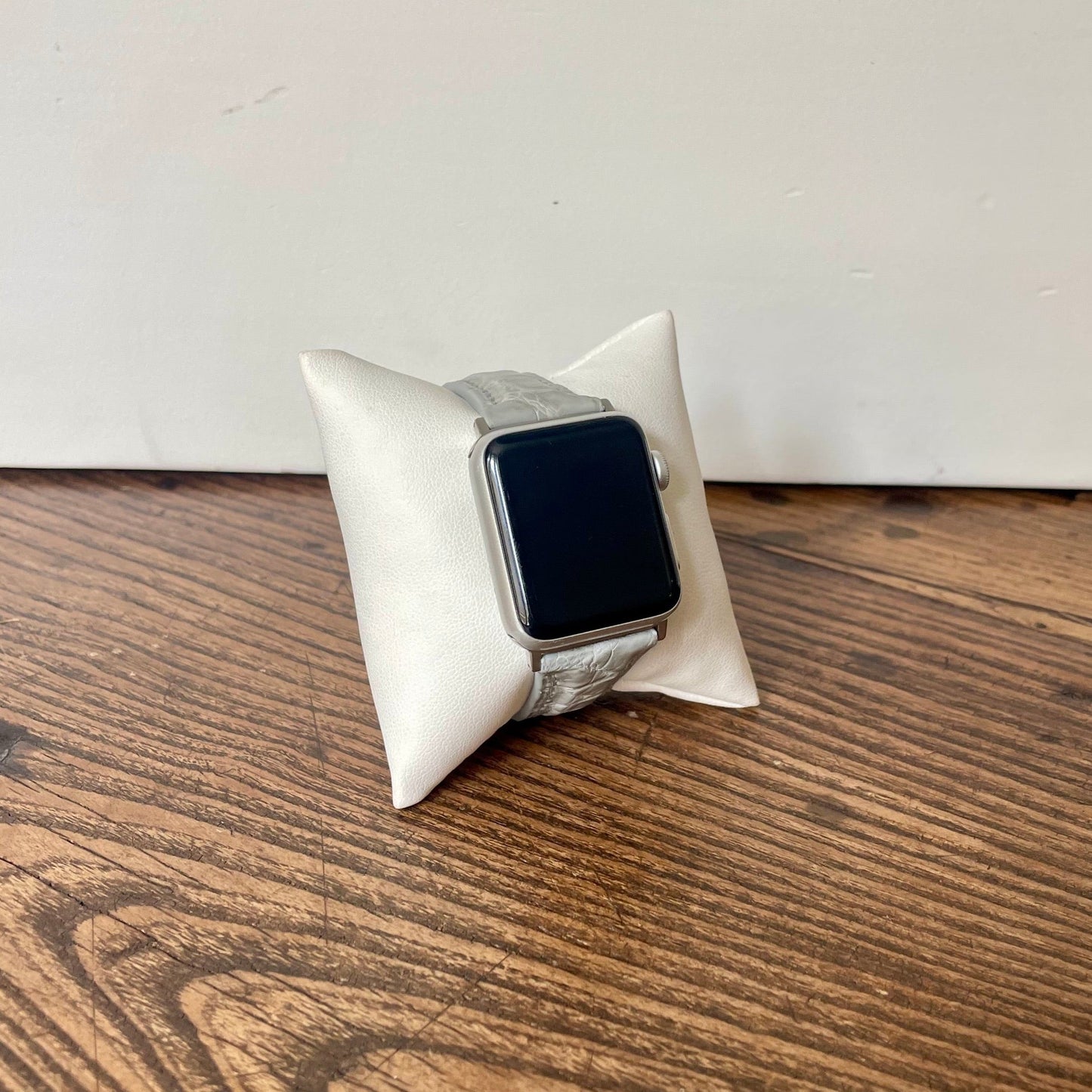 Apple Watch Band, Felt Matte Alligator