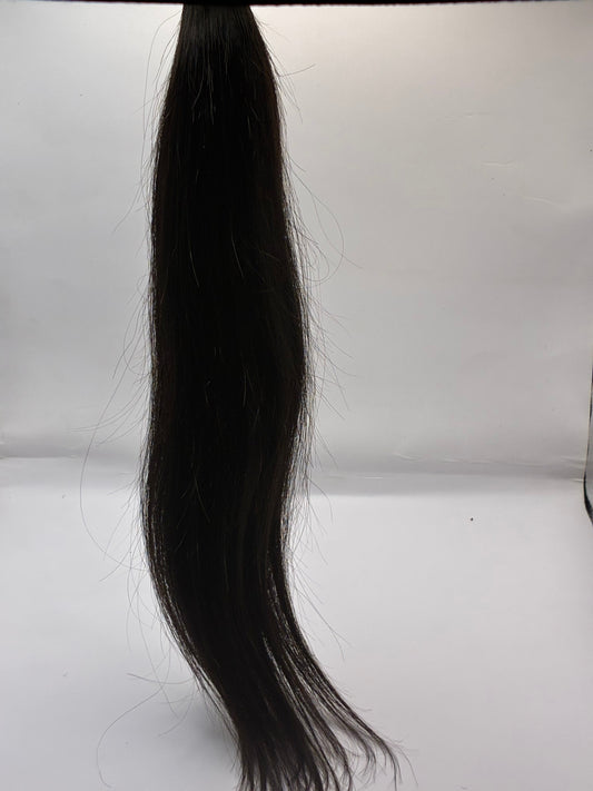 Crown’d Cuties Sleek & Chic – Cabello Brasileño Liso Negro Natural