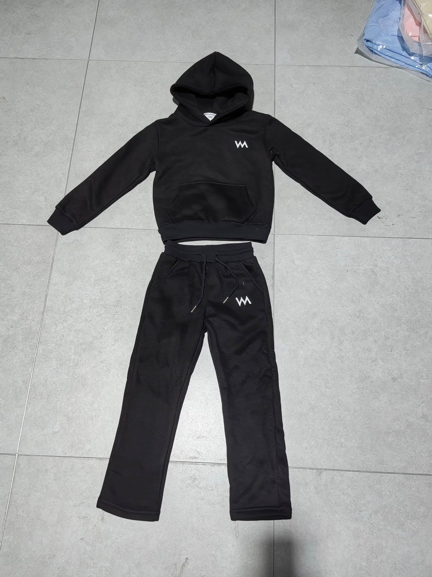 COLECCIÓN THRONE SUDADERAS UNISEX - Solo pantalón
