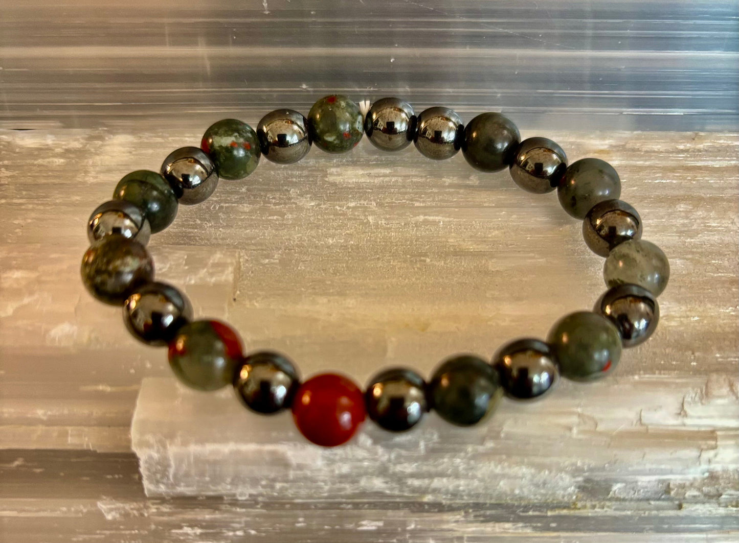 Pulsera de cristal curativa de heliotropo y hematita (alivio del dolor)