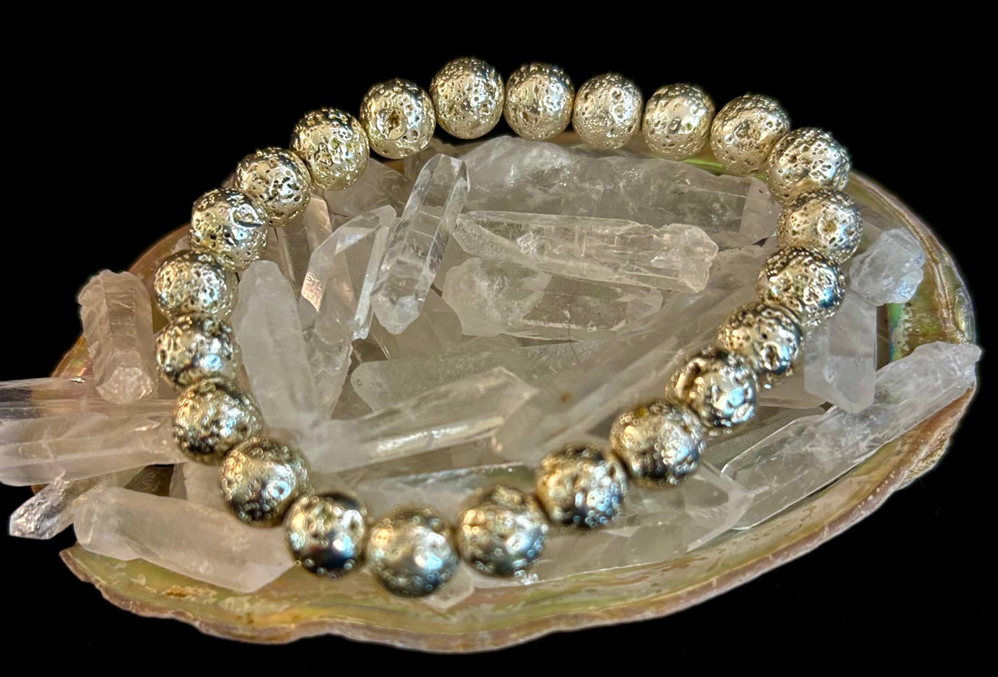 Pulsera de Roca de Lava Plateada – Energía de Conexión a Tierra con un Atrevido Estilo Metálico (6mm u 8mm) para Muñecas Medianas a Grandes