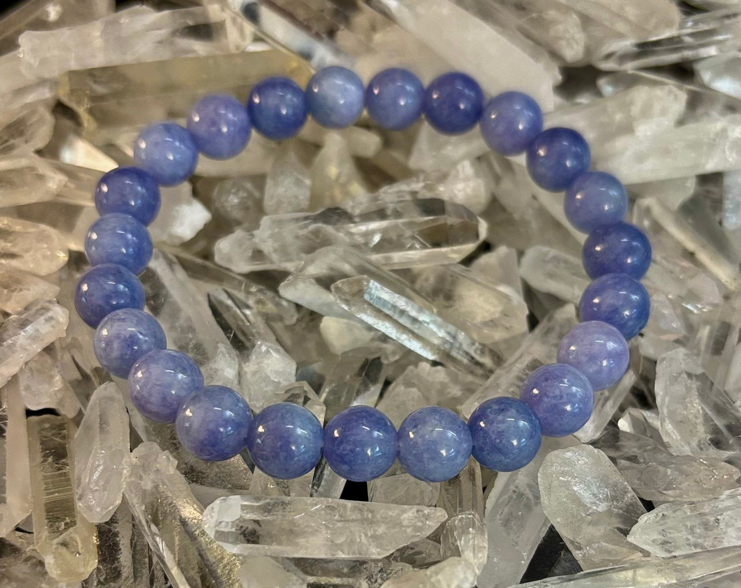 Pulsera de cristal de angelita – Serenidad e intuición | Cuentas de 8 mm y 10 mm para muñecas medianas