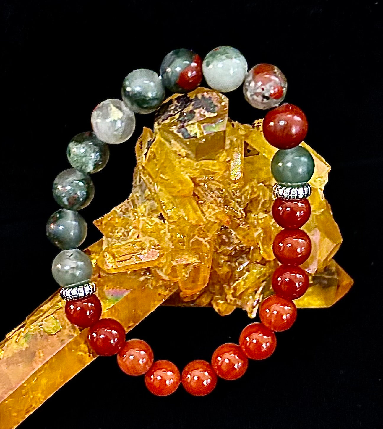 Pulsera con propósito de salud y bienestar – Cornalina y heliotropo infundidas con reiki