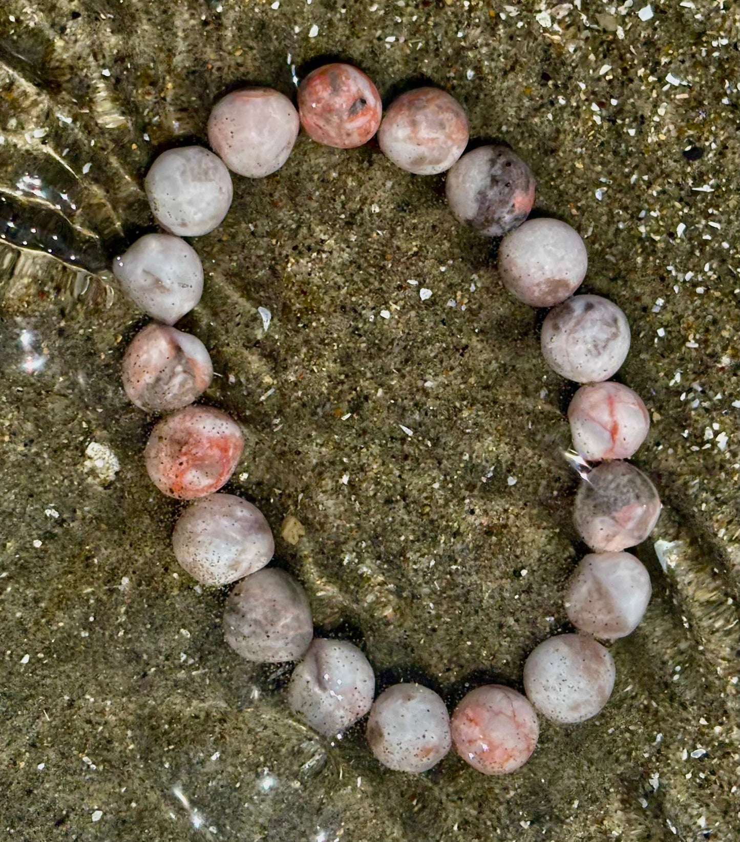 Pulsera de Cuencas Jaspe Cebra Rosa "Vibras Playeras" – Piedra Natural para la Calma, Confianza y Felicidad
