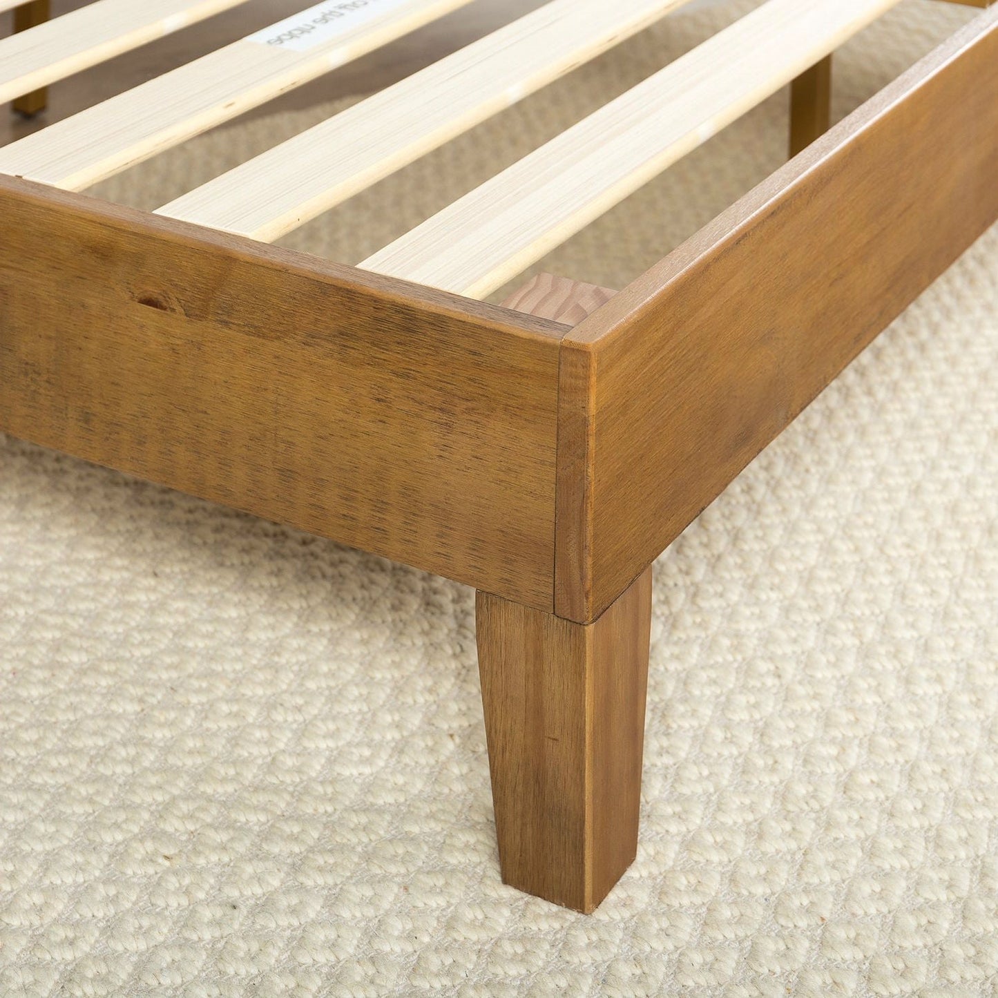 Base de cama tipo plataforma King size moderna con acabado pino rústico