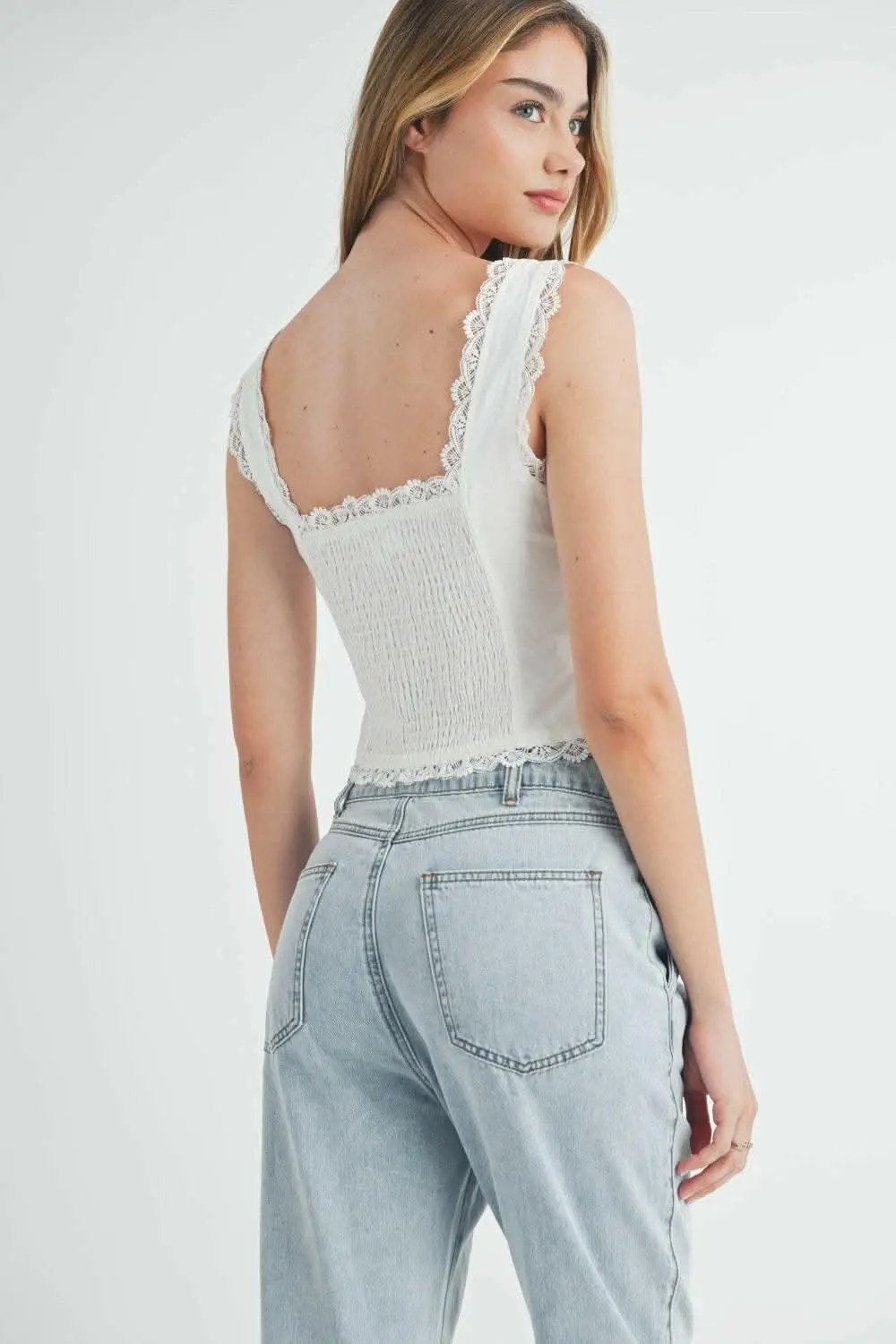T-Shirts Trendsi MABLE Women's Straight Leg Pleated Denim Jeans