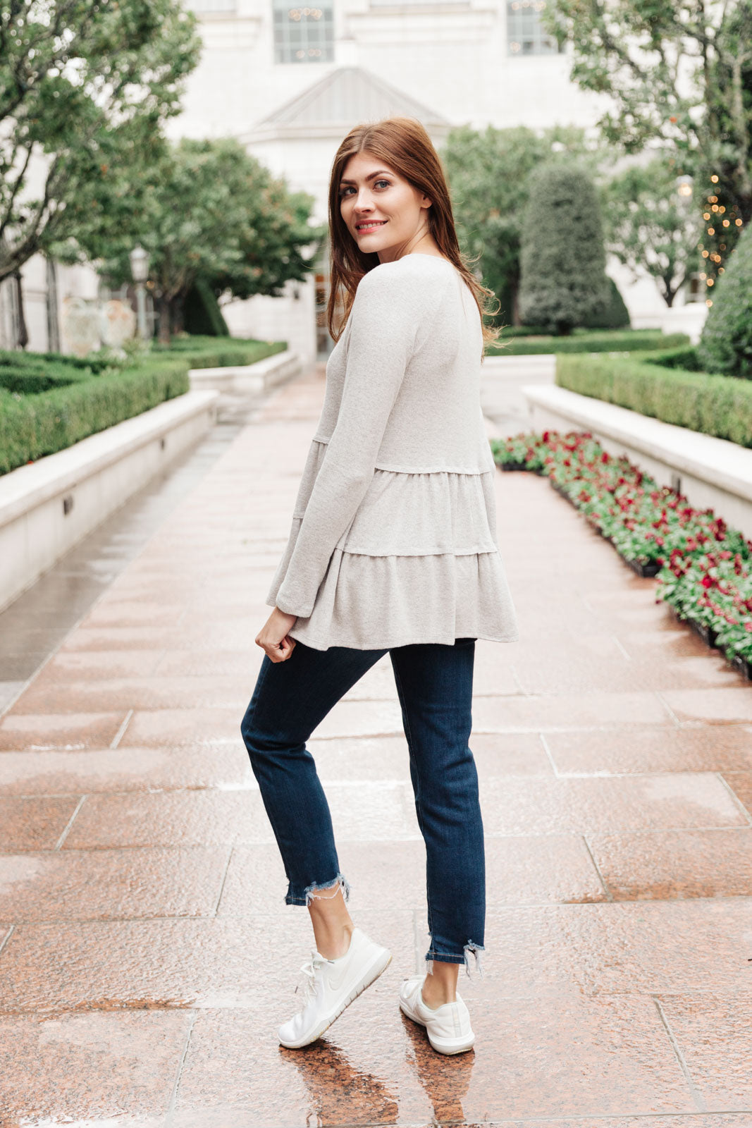 Blusa en niveles Nicely Done en gris
