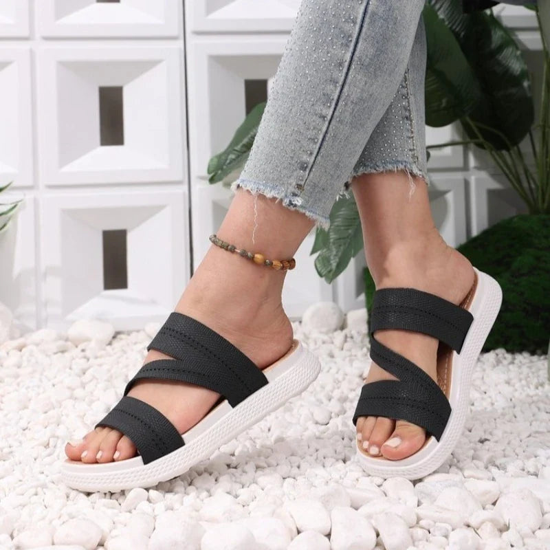 Women's Summer 2026 New Fashion Knitted Lightweight Beach Slippers Women Sandals Ladies Shoes
