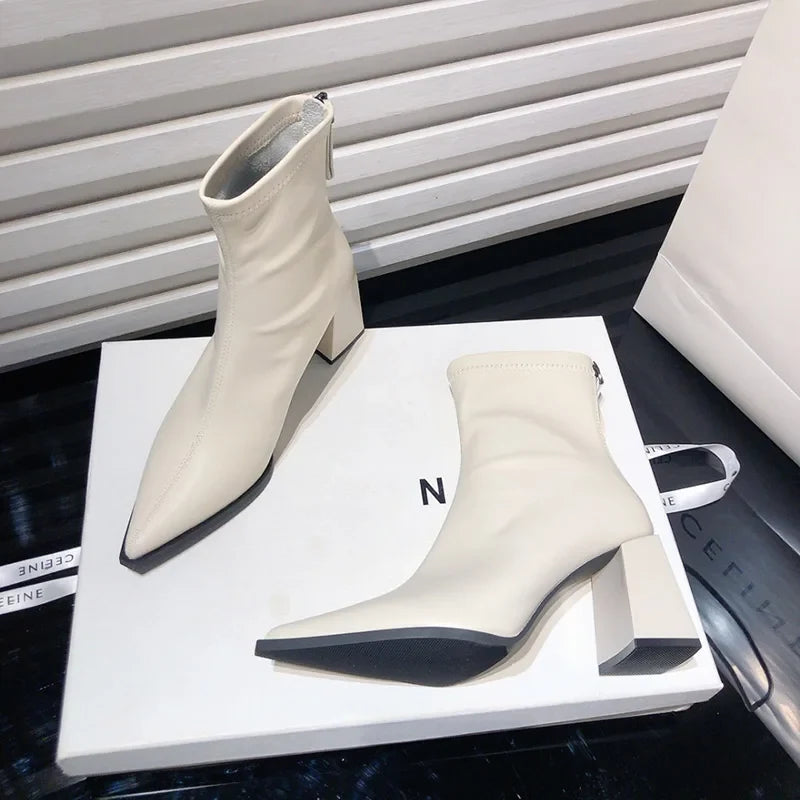 Stylish and Comfortable: Pointed Toe Ankle Boots
