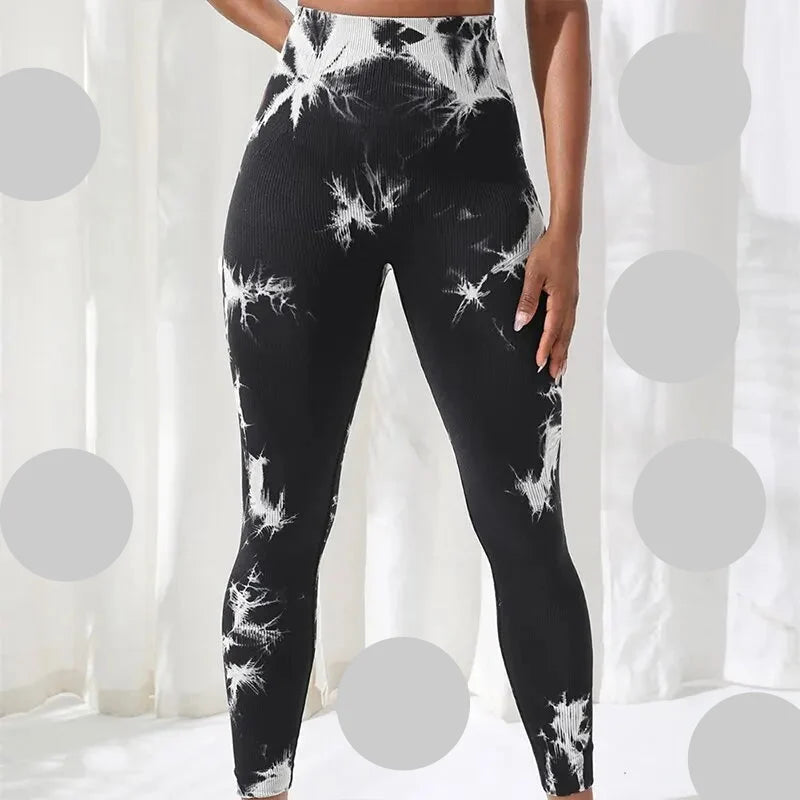 Sculpting Seamless Leggings with Scrunch Butt