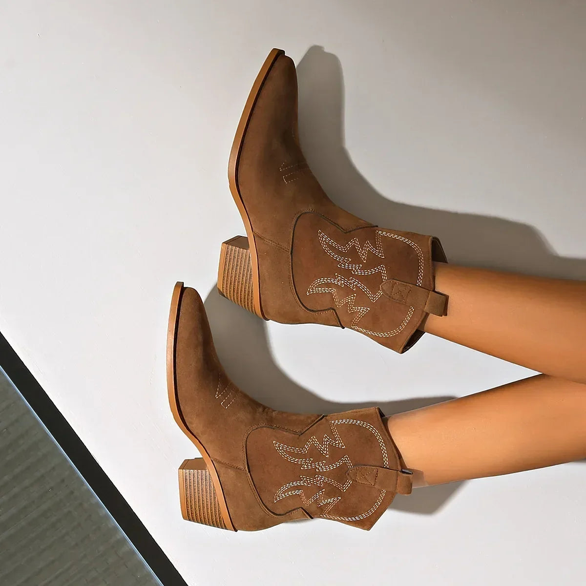 Unique Style: Embroidered Pointed Toe Boots