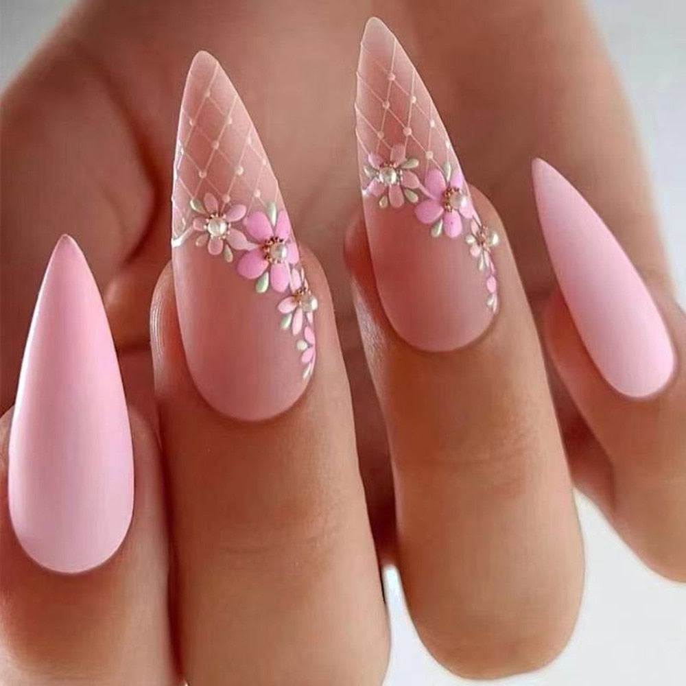 Uñas de cerezo