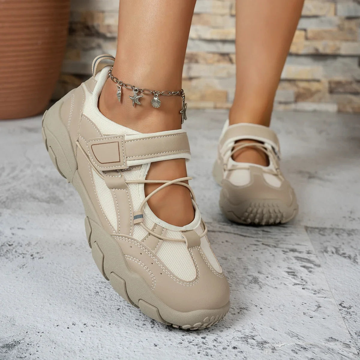 Fashionable Bestselling New Comfortable Women's Shoes Spring and Autumn Elegant and Sexy Running Sports and Leisure Shoes