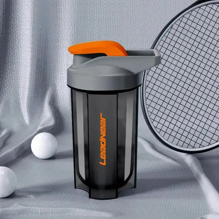 Portable Fitness Shaker Bottle with 500ml Capacity