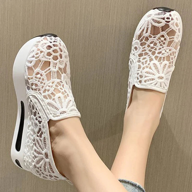 Classic Black Embroider Sneakers for Women 2025 Comfortable Breathable Mesh Casual Shoes Woman Lightweight Platform Shoes Mujer