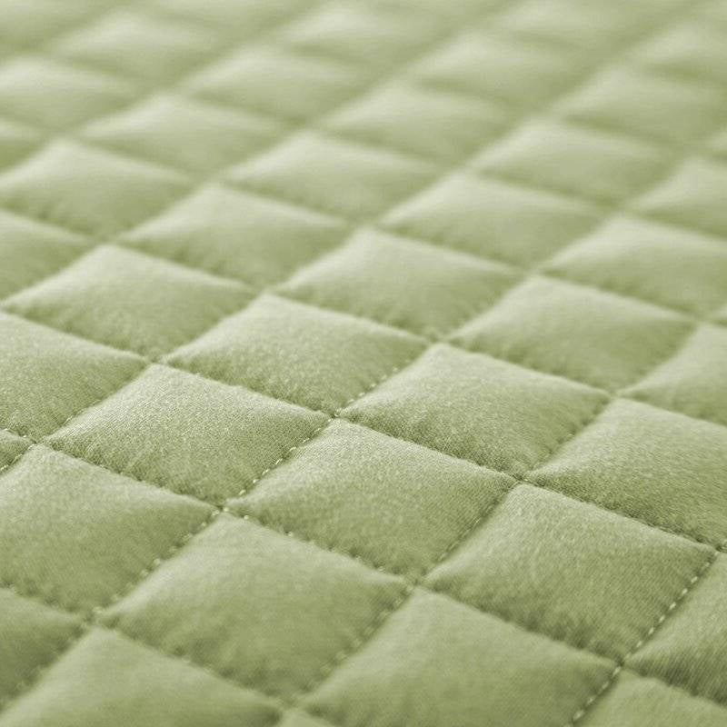Juego de colcha de microfibra ultrasuave ligero de 3 piezas tamaño King/Cal King color salvia