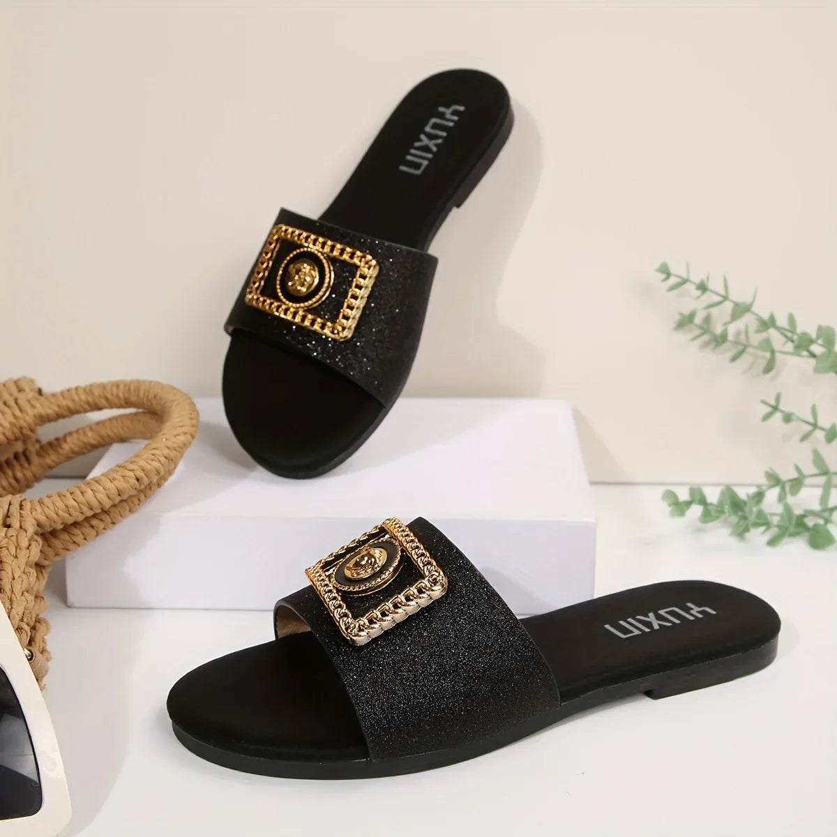 Women's Shoes New Fashion Slippers Classic Elegant Versatile Solid Color Metal Decoration Round Toe Flat Sandals