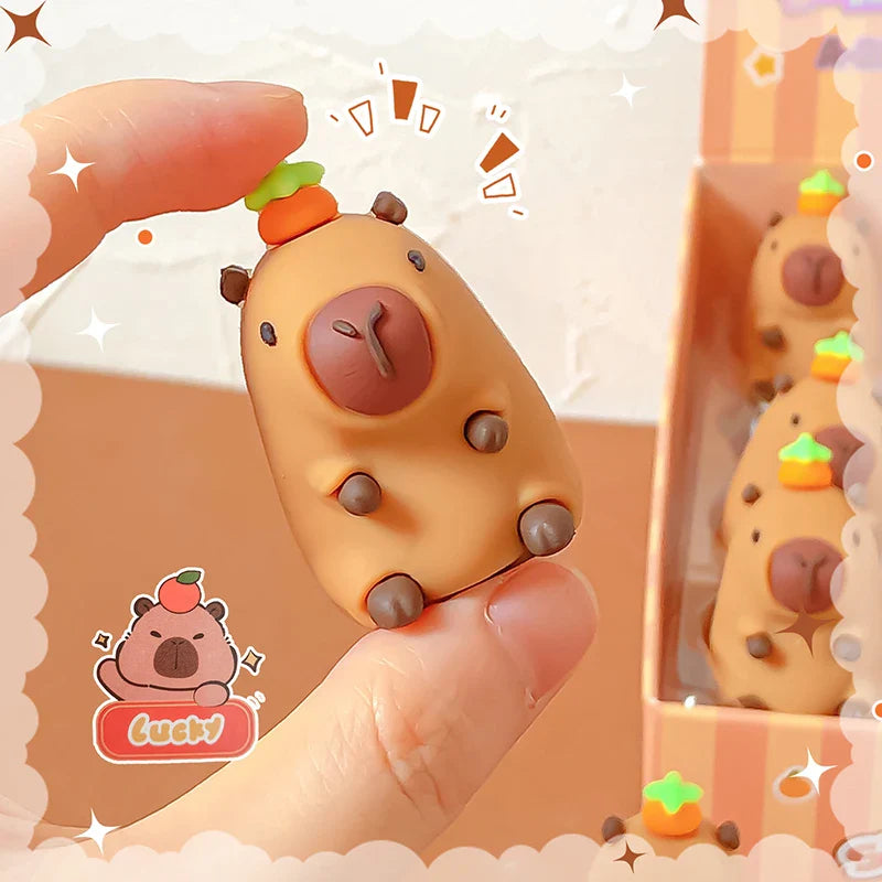 Sacapuntas de Capibara Kawaii