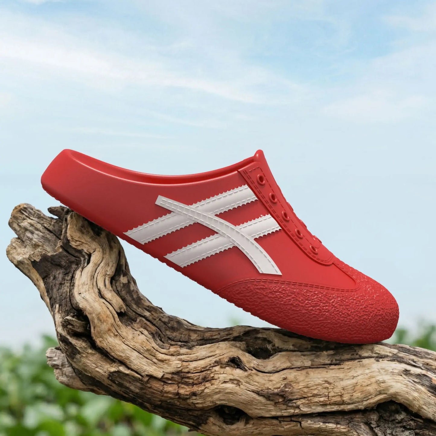 Comfortable Soft Sole Women Mules and Clogs Spring 2026 Platform Outdoor EVA Slippers Woman Trainers