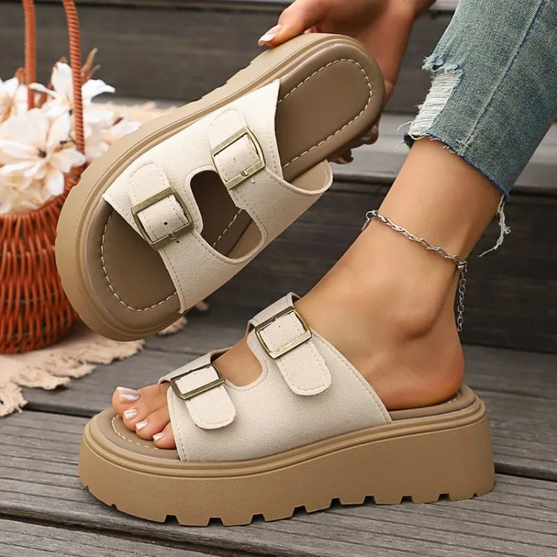 2026 New Soft-soled Fashionable Beach Shoes Thick-soled Cool Slippers for Women's Summer Outdoor Wear