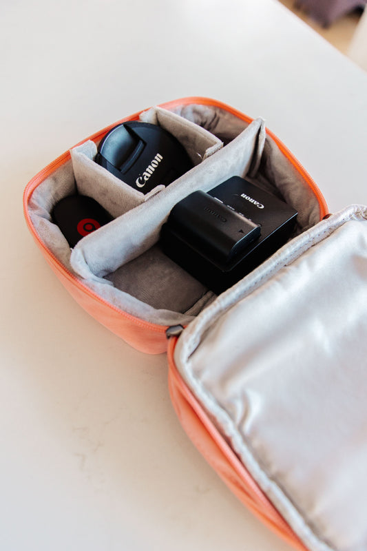 Estuche Organizador de Cables de Viaje en Rosa **VENTA FINAL**