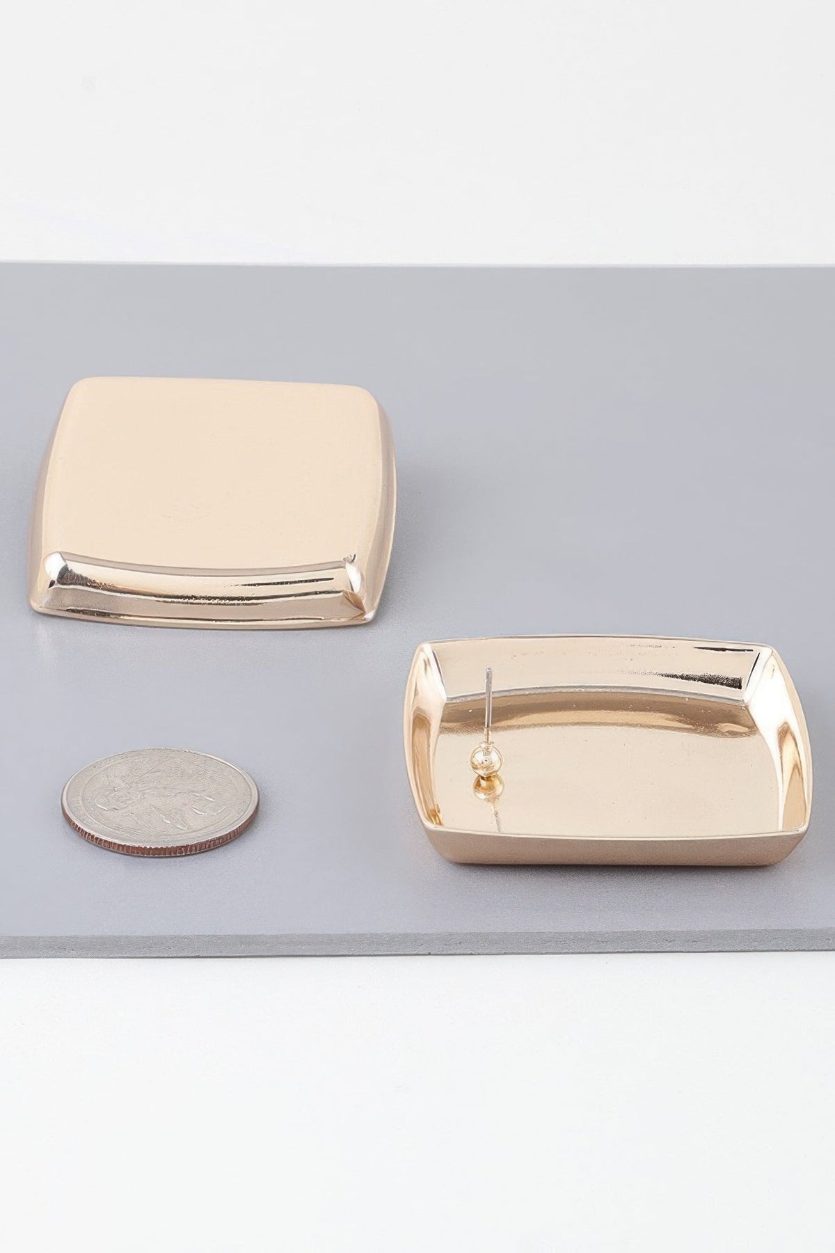 Classic Shine Frame Earrings