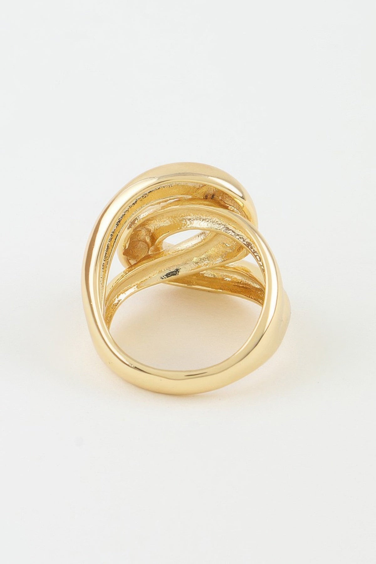 Women's Statement Ring Polished Interloop BYMANYC ® New York SLEEK GEOMETRIC TWIST BAND - New Collection