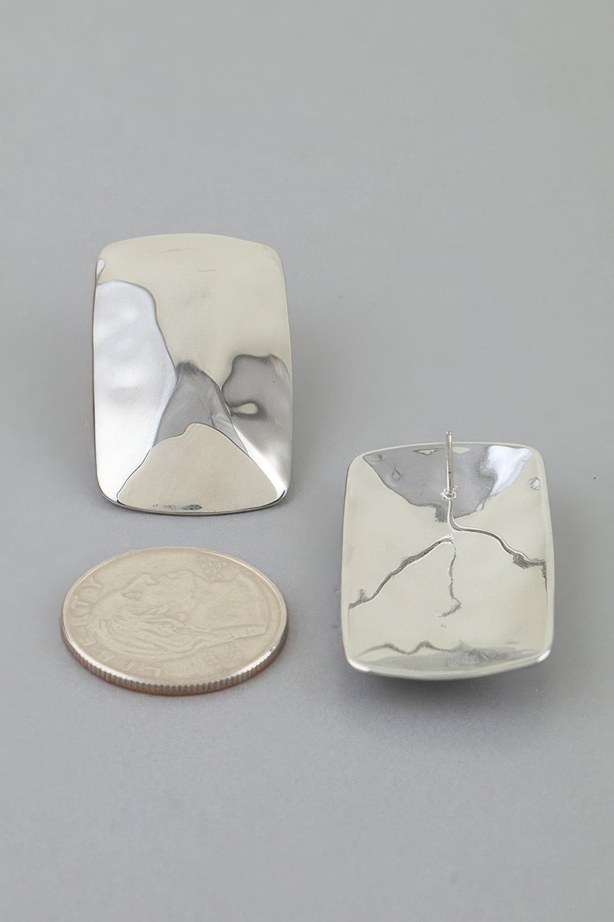 Hammered Cubic Frame Stud Earrings