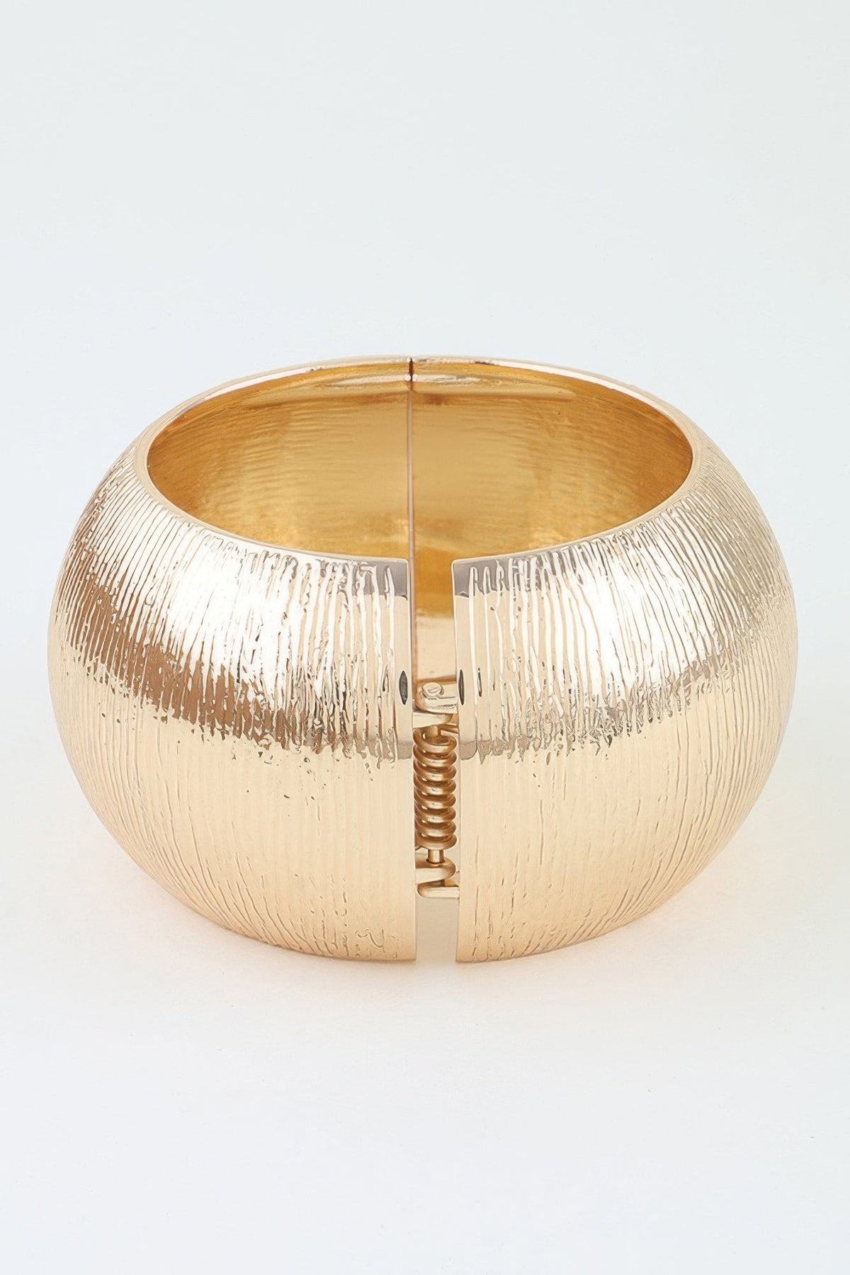 Women's Bracelet Cuff Dome BYMANYC ® New York MADISON ENGRAVED DOME - New Collection